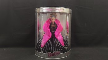 1998 Special Edition Happy Holidays Barbie Doll In Box