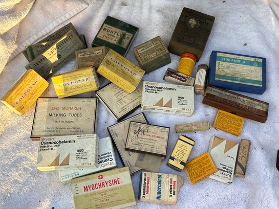 Collection Of Vintage Drug Store Items  (7)