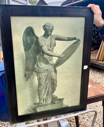 T2-16 Litho,' Winged Victory Of Samothrace' Depicting A Fabulous Statue, In Vintage Oak 26'x20' Frame