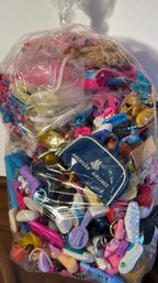 Large Bag Of Barbie Accessories, Shoes Etc. - Over 2 Pounds