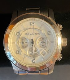 Michael Kors Oversized Runway MK8086 Wrist Watch For Men