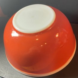 Pyrex 403 Orange 2.5 Quart Mixing Bowl