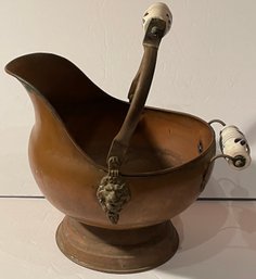 Antique Holland Copper Coal Bucket Or Scuttle With Lions Heads And Blue Delft Handles