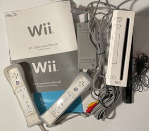 Wii Video Game System Console With Console, 2 Controllers, Sensor Bar, Power Supply, AV Cord, Manuals