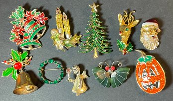 10 Holiday Christmas Brooches / Pins Lot