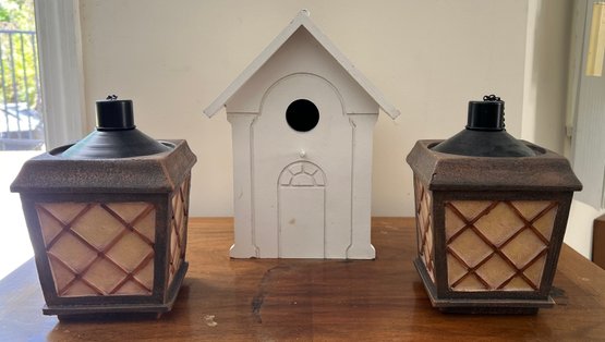 Wood Bird House And 2 Ceramic Citronella Lanterns