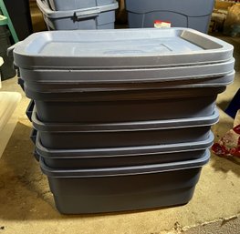 4 Small Rubbermaid Container 10 Gallon