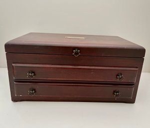 Eureka Mfg. Company Wood Jewelry Box