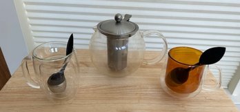 Clear Glass Tea Pot And Double Wall Mugs