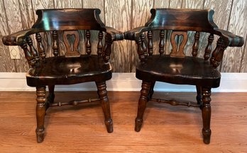 Vintage Bennington Vermont Of Winooski Collection 2 Pine Captain Chairs