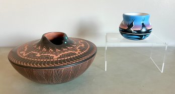 Navajo Wide Bowl Of Red Clay Hand-etched Decoration With Turquoise Bead & Navajo Signed Blue/mauve Pottery