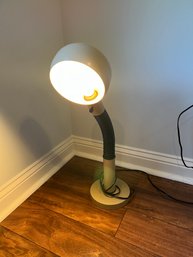 VINTAGE GOOSENECK EYEBALL WHITE FLEXIBLE DESK LAMP MID CENTURY MODERN