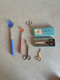 Wiss Mode C Pinking Shears In Original Box, Back Scratchers And More