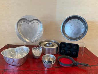 Baking Lot: Aluminum Heart Pans, Angel Food Cake Pan And More
