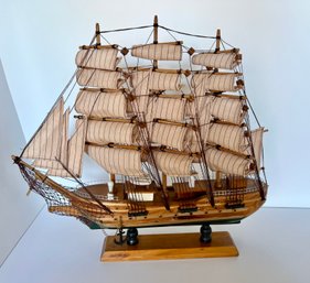 Model Wood Ship