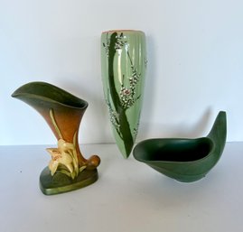 Roseville Pottery Zephyr Lily Cornucopia Vase 203-6 Green, Wall Vase And Green Horn Planter