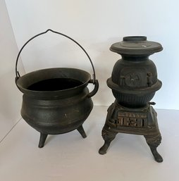 Antique 1800s Small Cast Iron Cauldron & Spark Cast Iron Pot Belly Mini Stove