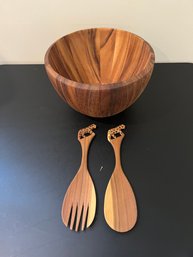 Ironwood Gourmet Salad Bowl And Safari Serving Utensils