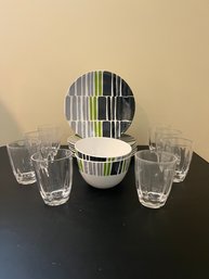 Plastic Dinnerwear: Cups, Bowls And Plates