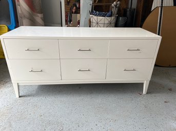 White 6 Draw Dresser