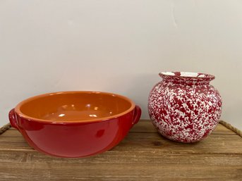De Silva Potttery Skillet And Red Speckled Pottery Vase