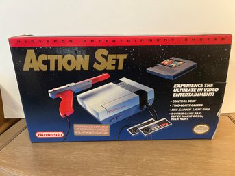 Nintendo Action Set With Tetris And Star Trek Games