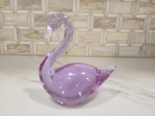 Very Pretty Purple Glass Swan