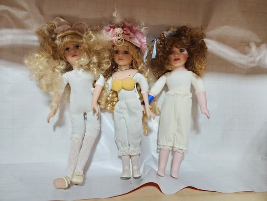 3 Crafting Dolls With No Clothes