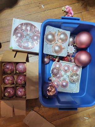 Box Of Assorted Pink Christmas Ornaments Local Pick Up Only