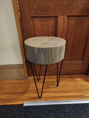 Small Raw Wood End Table With Hairpin Legs