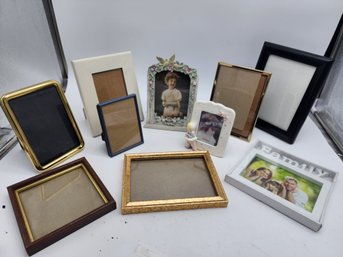 LOT OF 10 VARIOUS PICTURE FRAMES