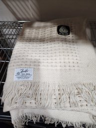 FARIBO WOOL BLANKET