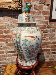 FABULOUS LARGE CHINESE FAMILLE  PORCELAIN TEMPLE JAR