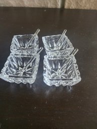 4 CRYSTAL SALT CELLERS WITH SPOONS