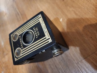 Brownie Target 6.20 Camera Vintage