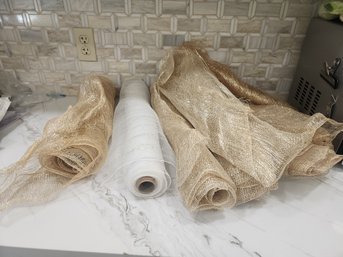 6 Rolls Of Metallic Mesh 21' X?