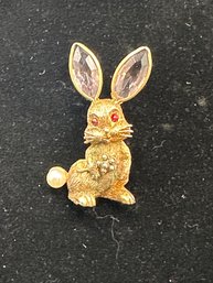 Vintage Bunny Pin