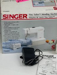 Singer Tiny Tailor Sewing Machine