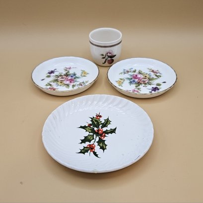 Set Of 3 Collector Plates & Egg Cup