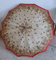 Vintage 1940s-1950s Floral Pattern Umbrella With Curved Lucite Bakelite Handle & Sleeve Cover