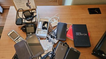 Collection Of Pre-owned Cell Smartphones / Cell Phones Plus A Blackberry