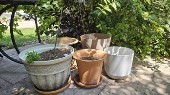 Set Of Outdoor Pots: One Ceramic And Four Plastic - And A Finding Nemo Suncatcher