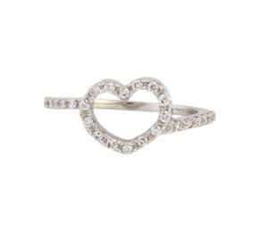 14K WHITE GOLD HEART DIAMOND RING