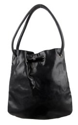 GIVENCHY BLACK LEATHER SHOULDER BAG