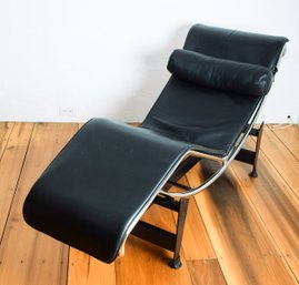 Le Corbusier LC4  Black Leather Chaise Longue By Cassina