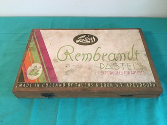Vintage Box Of Rembrandt Pastels