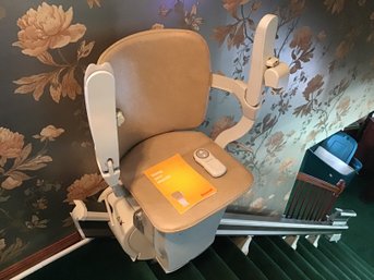 Stannah 600 Sienna 13 Step Motorized Stairlift