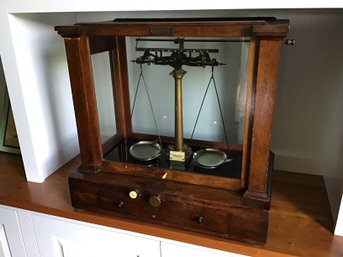 Henry Troemner Apothecary Scale In Case