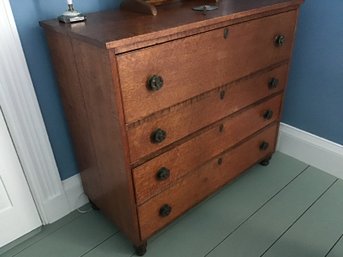 Bird's Eye Maple 4 Drawer Chest Of Drawers