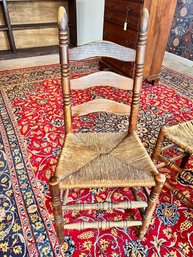 SET OF 4 ANTIQUE AMERICAN LADDER BACK WOVEN SEAT CHAIRS